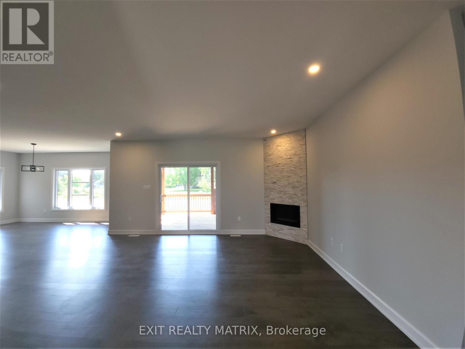 33 Whitetail Avenue