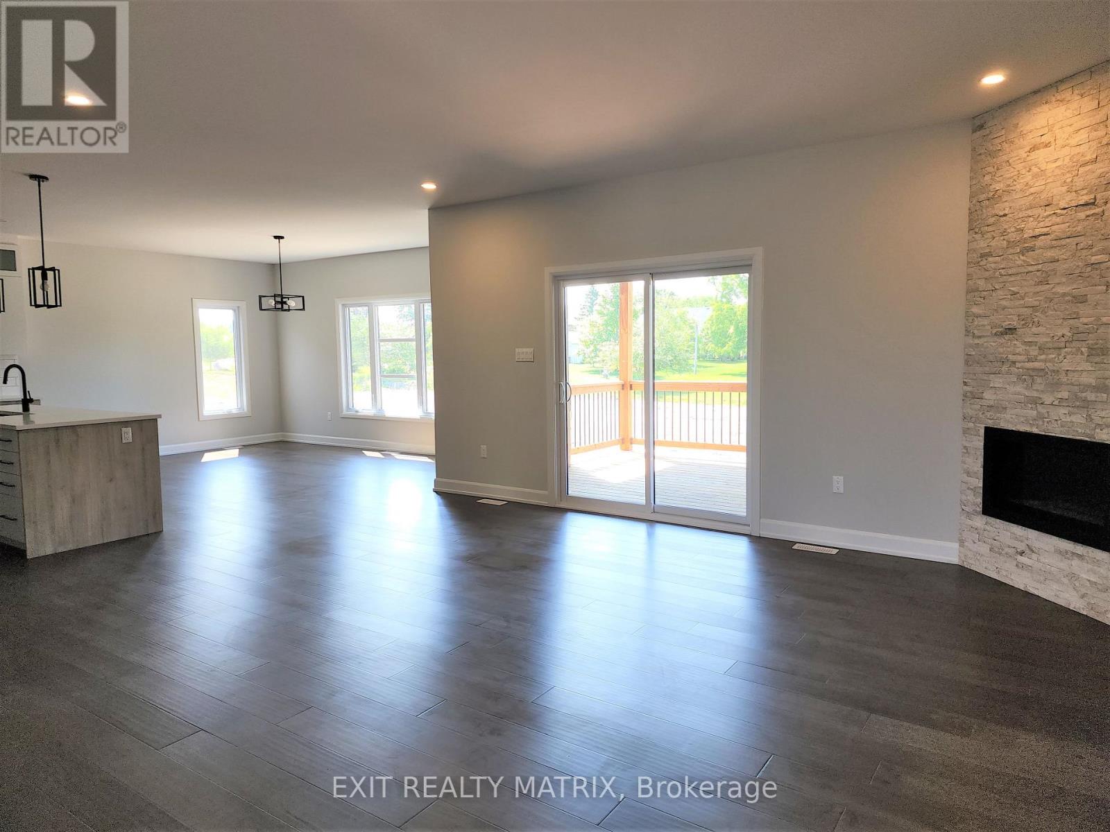 33 Whitetail Avenue