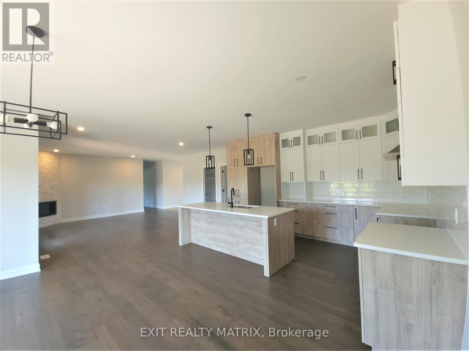 33 Whitetail Avenue