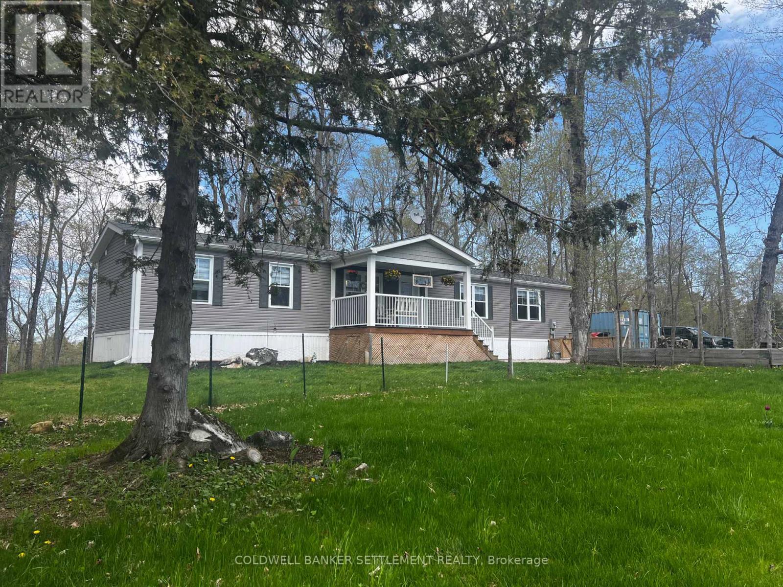 5496 Mcdonald's Corners Road