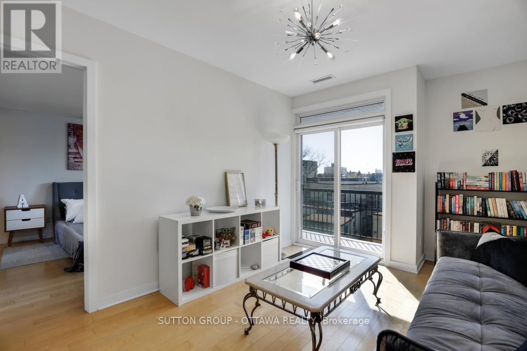 506 - 456 King Edward Avenue