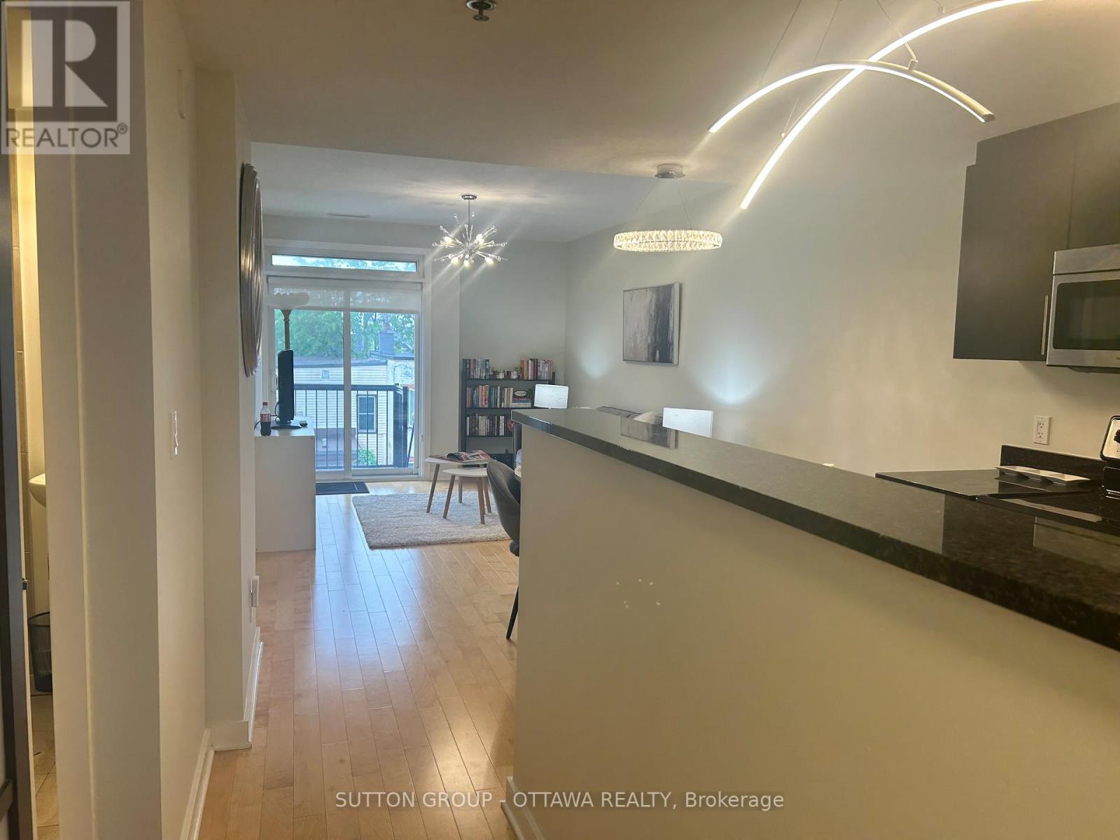 506 - 456 King Edward Avenue