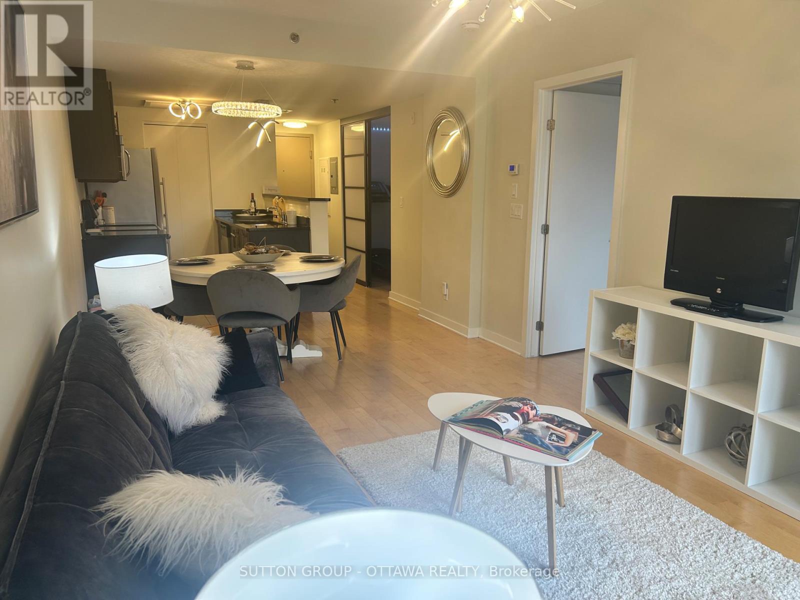 506 - 456 King Edward Avenue