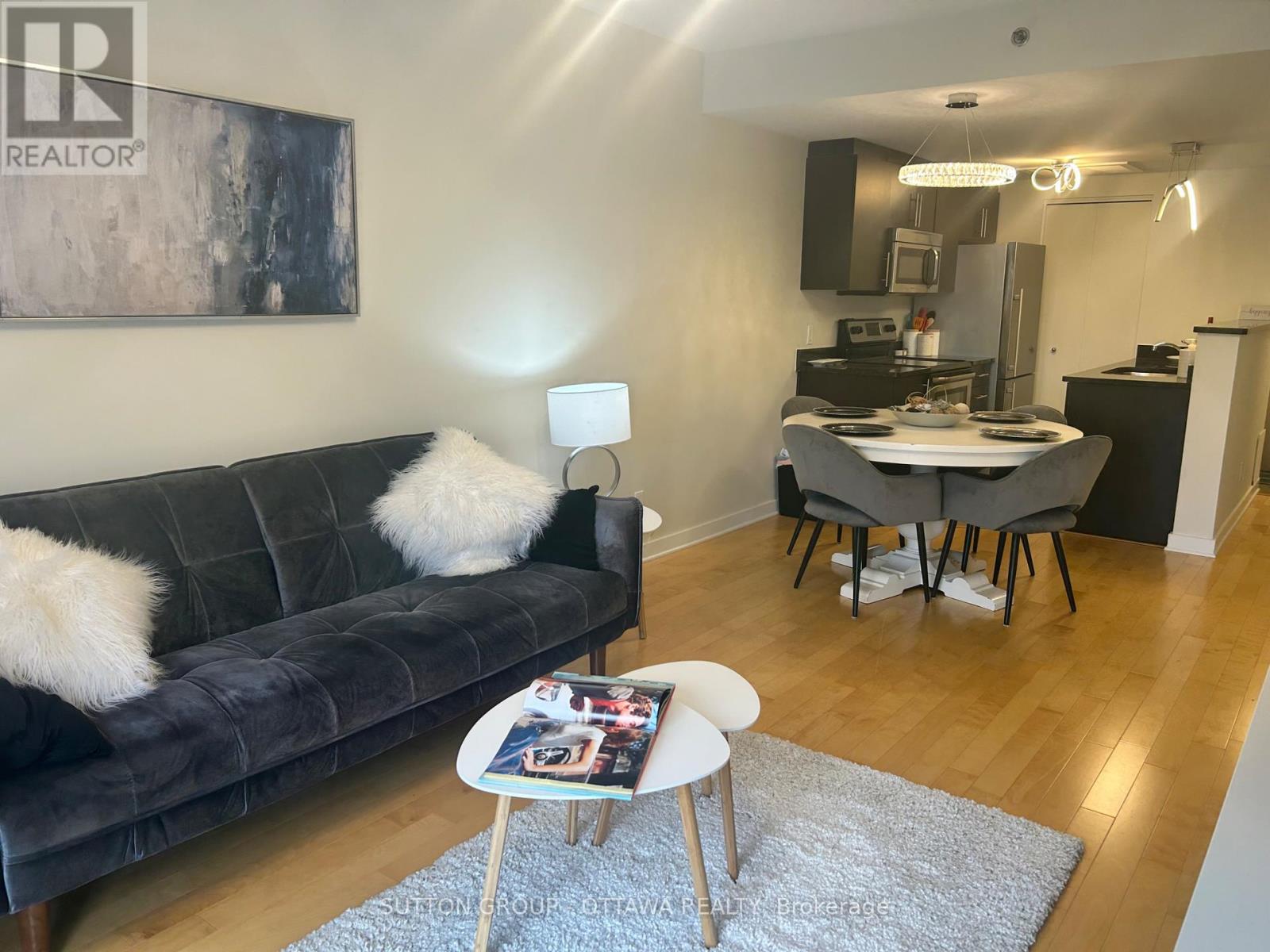 506 - 456 King Edward Avenue