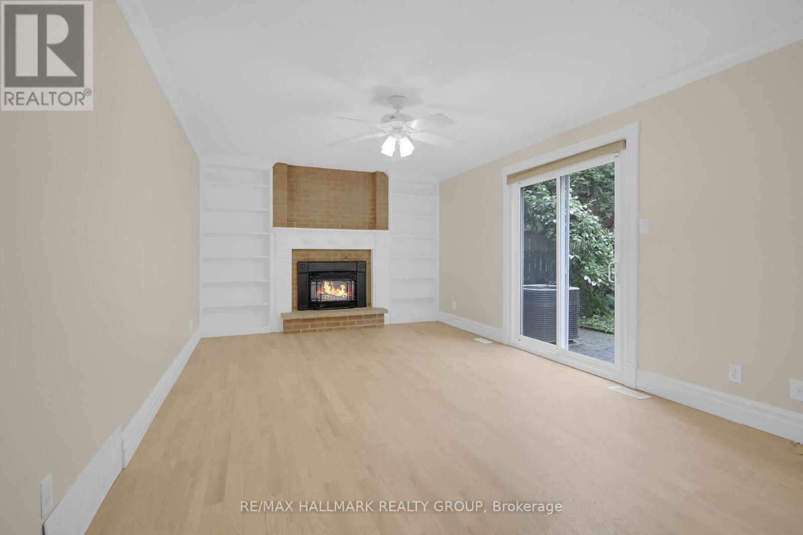 30 Brodeur Crescent
