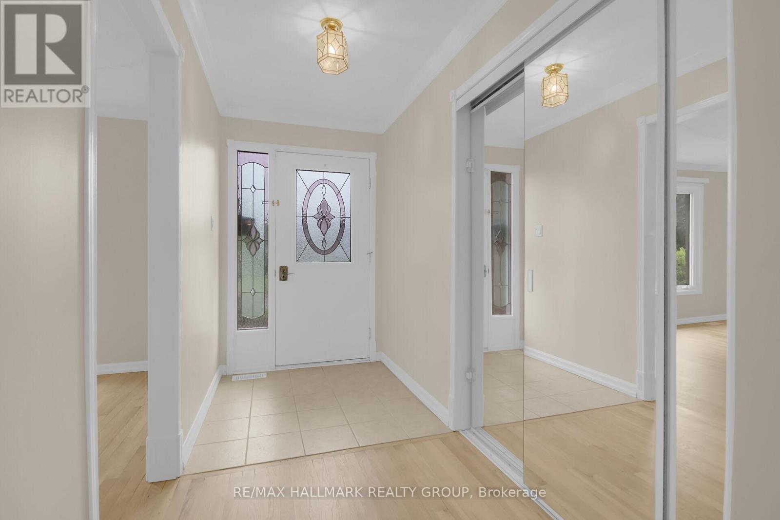 30 Brodeur Crescent