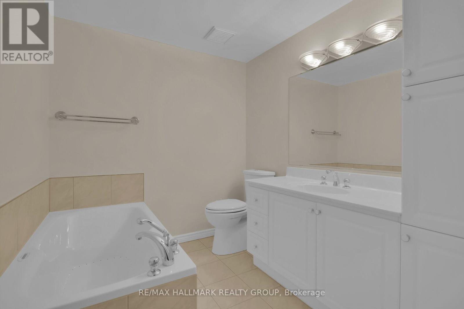 30 Brodeur Crescent