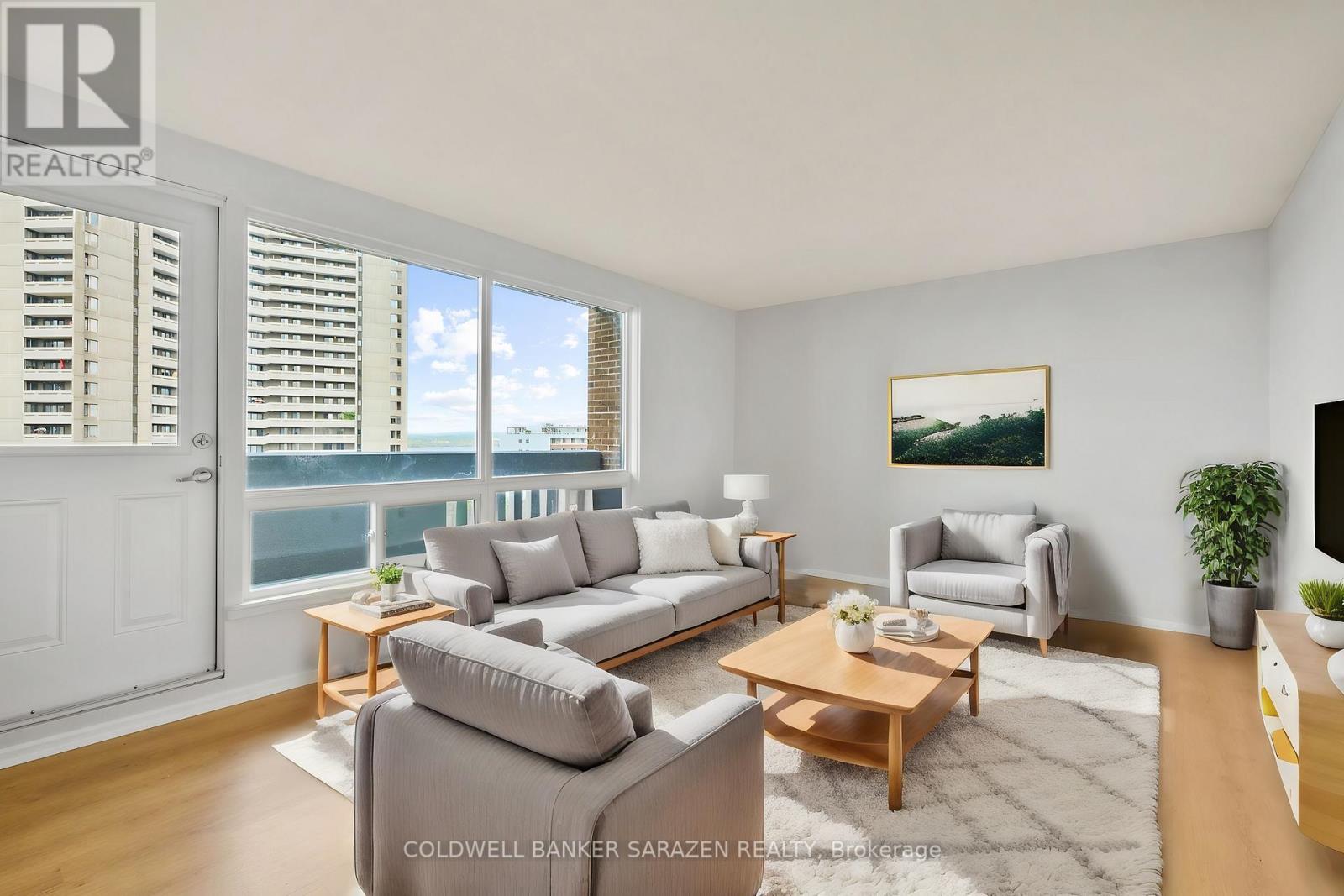 1115 - 1100 Ambleside Drive