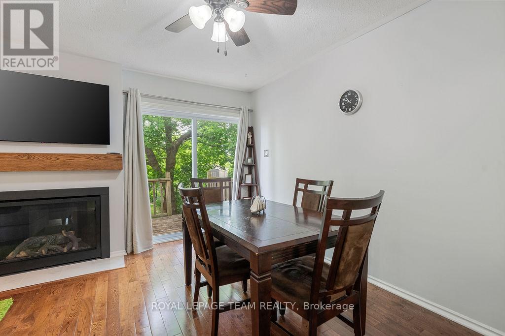 80 Pickwick Drive