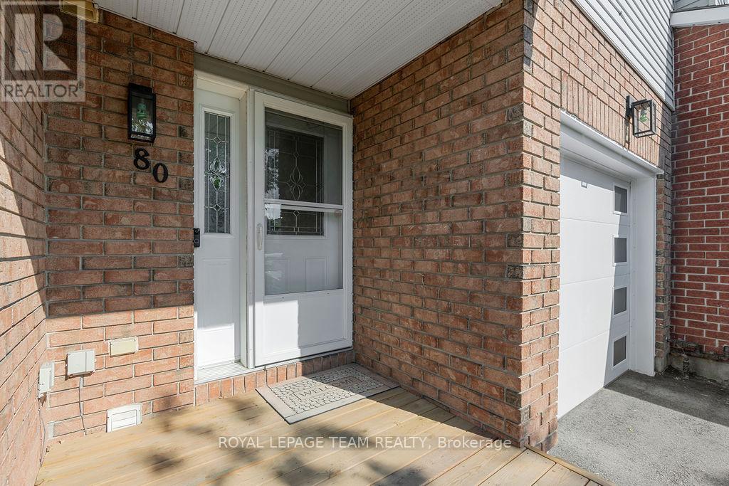 80 Pickwick Drive