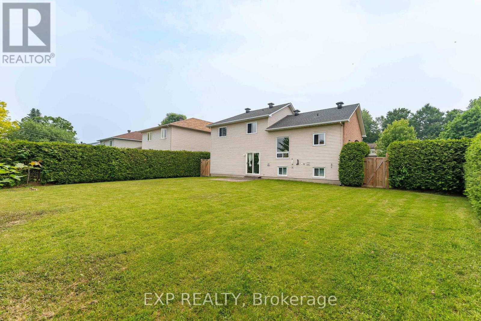 3379 Descotes Circle