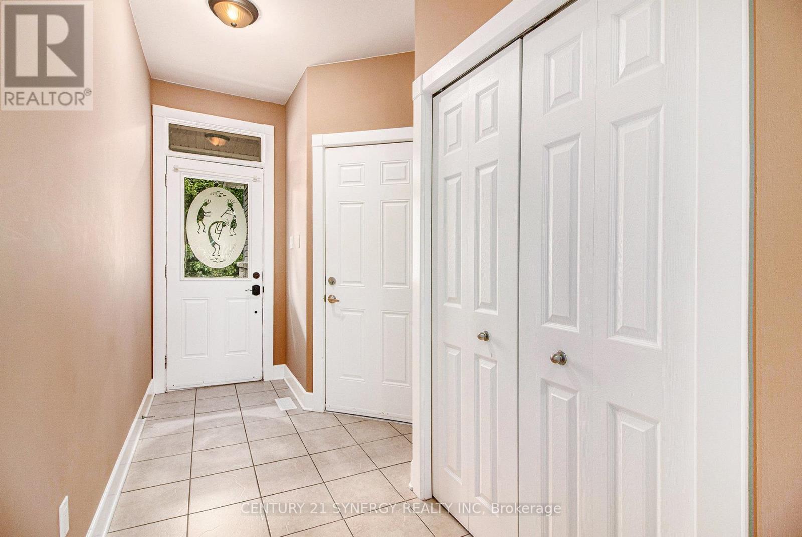 133 Royal Landing Gate