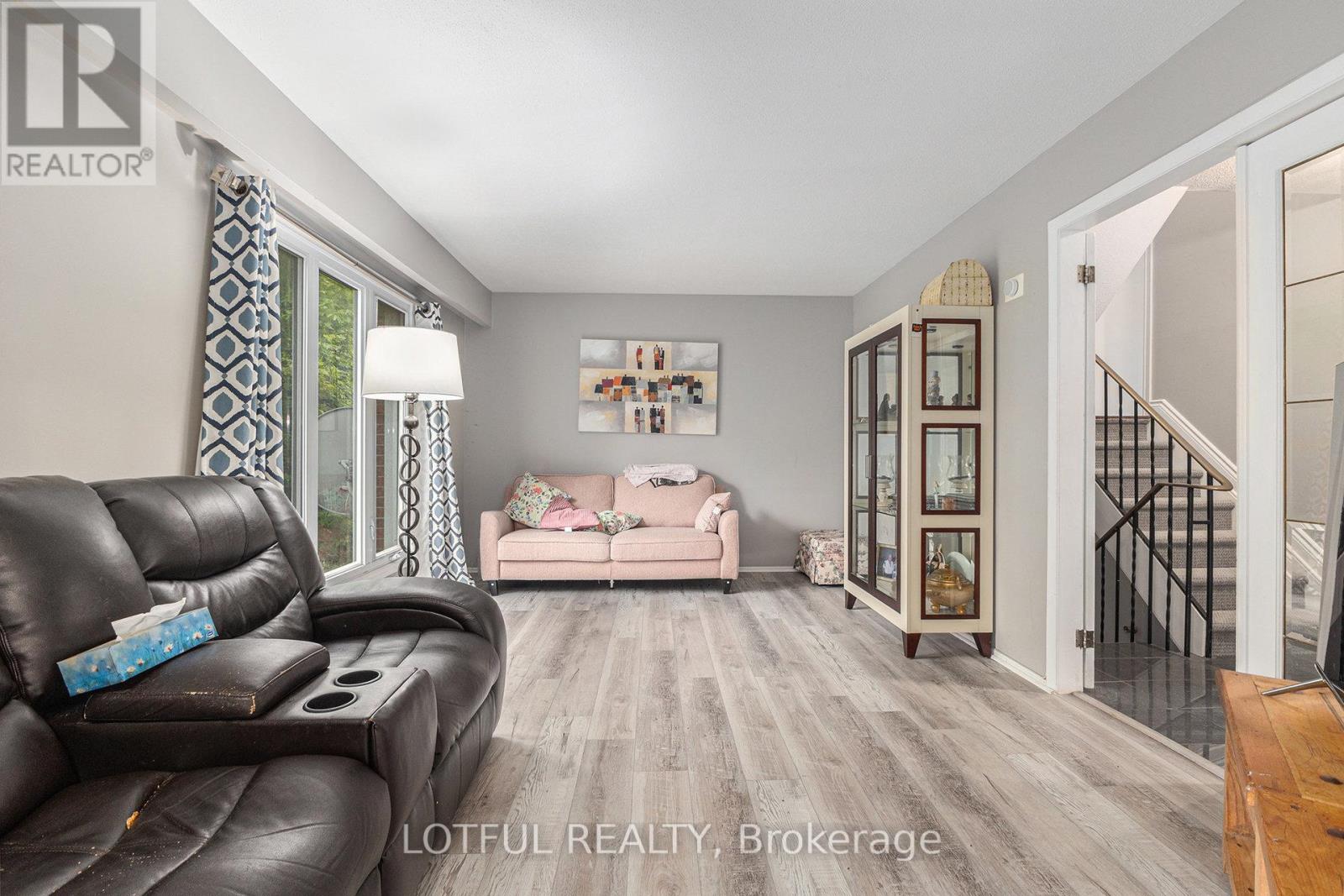1134 Alenmede Crescent