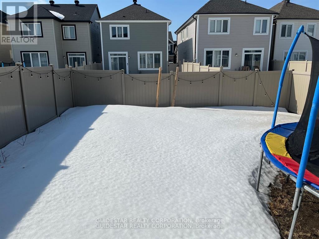 28 Oxalis Crescent