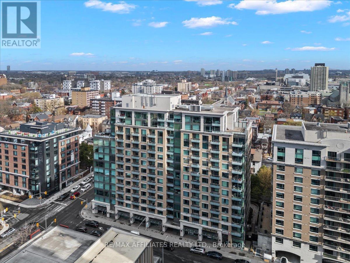 303 - 238 Besserer Street