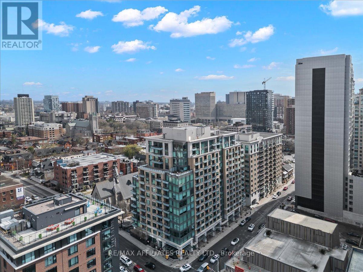 303 - 238 Besserer Street