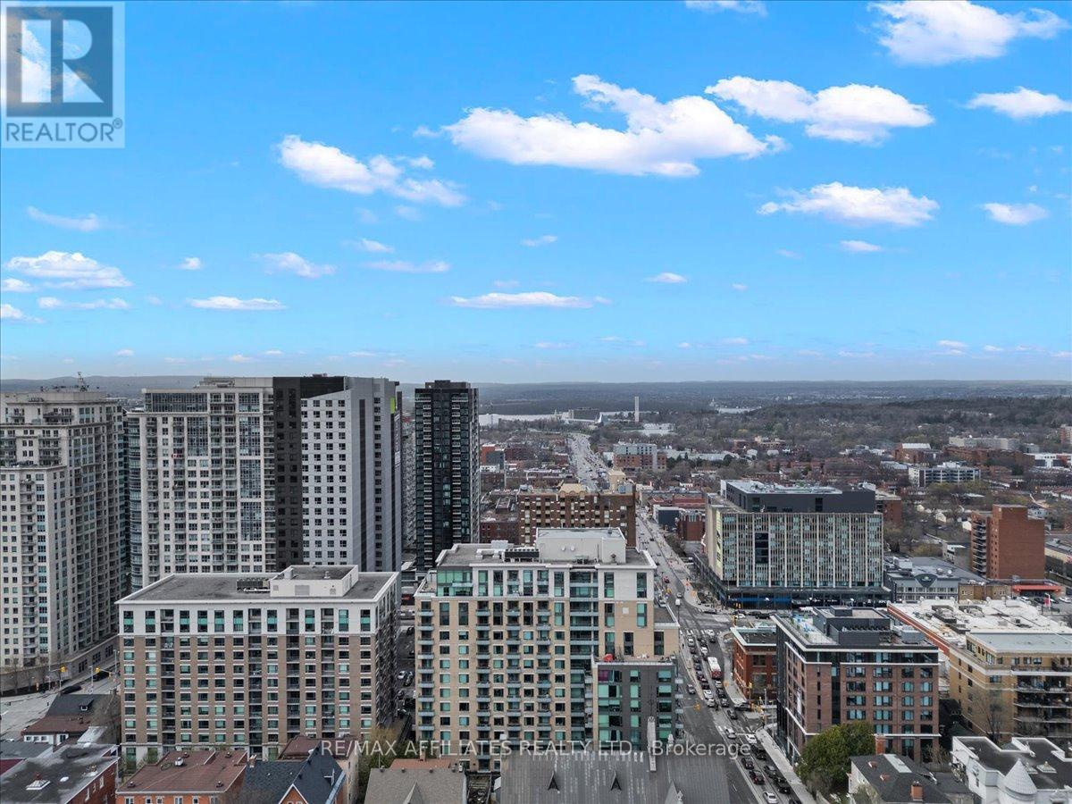303 - 238 Besserer Street