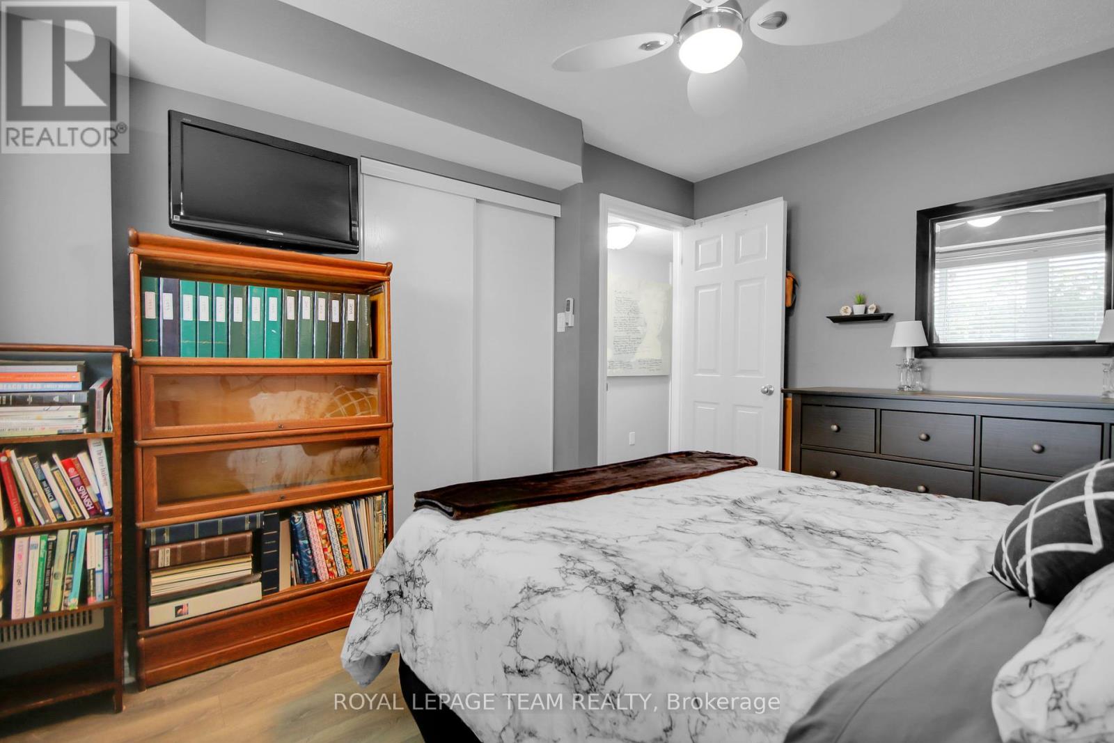 2 - 565 Stonefield
