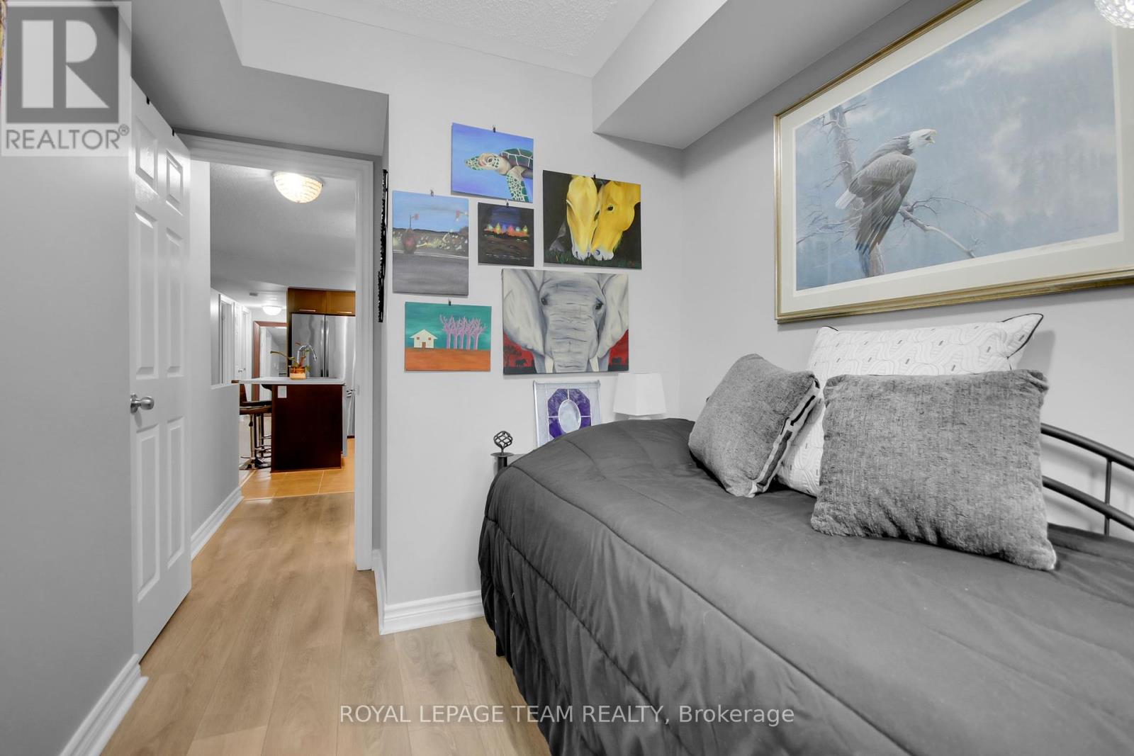 2 - 565 Stonefield