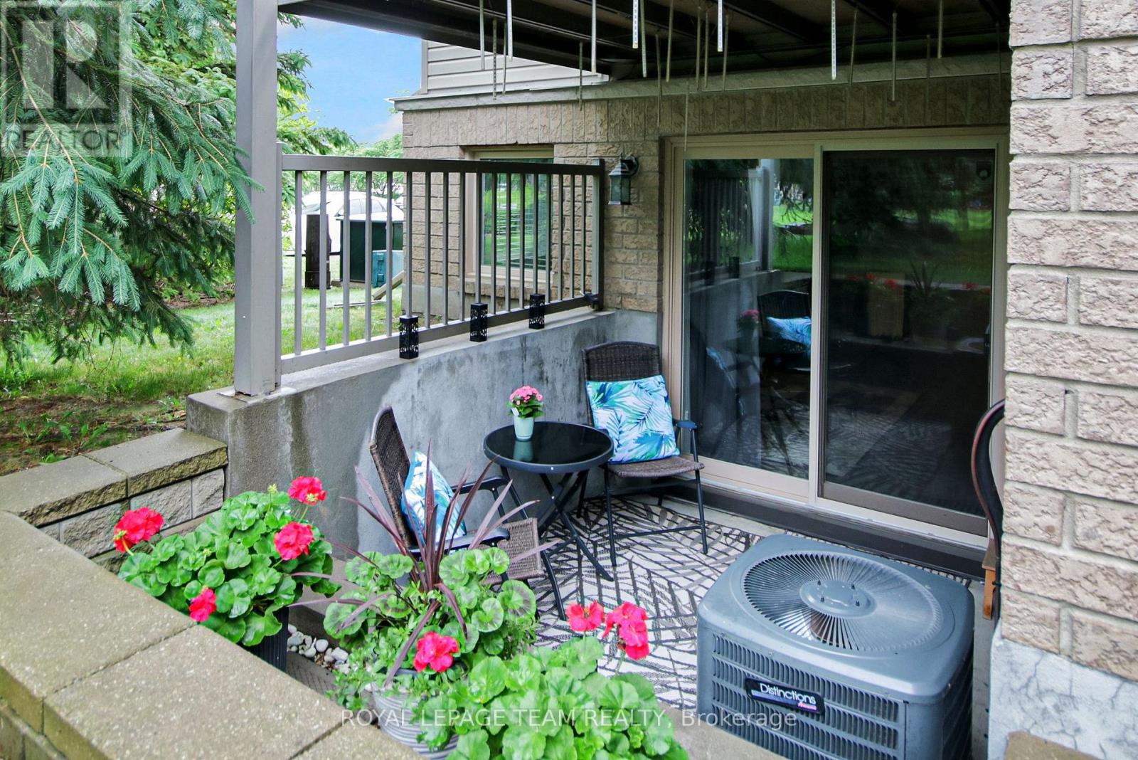 2 - 565 Stonefield