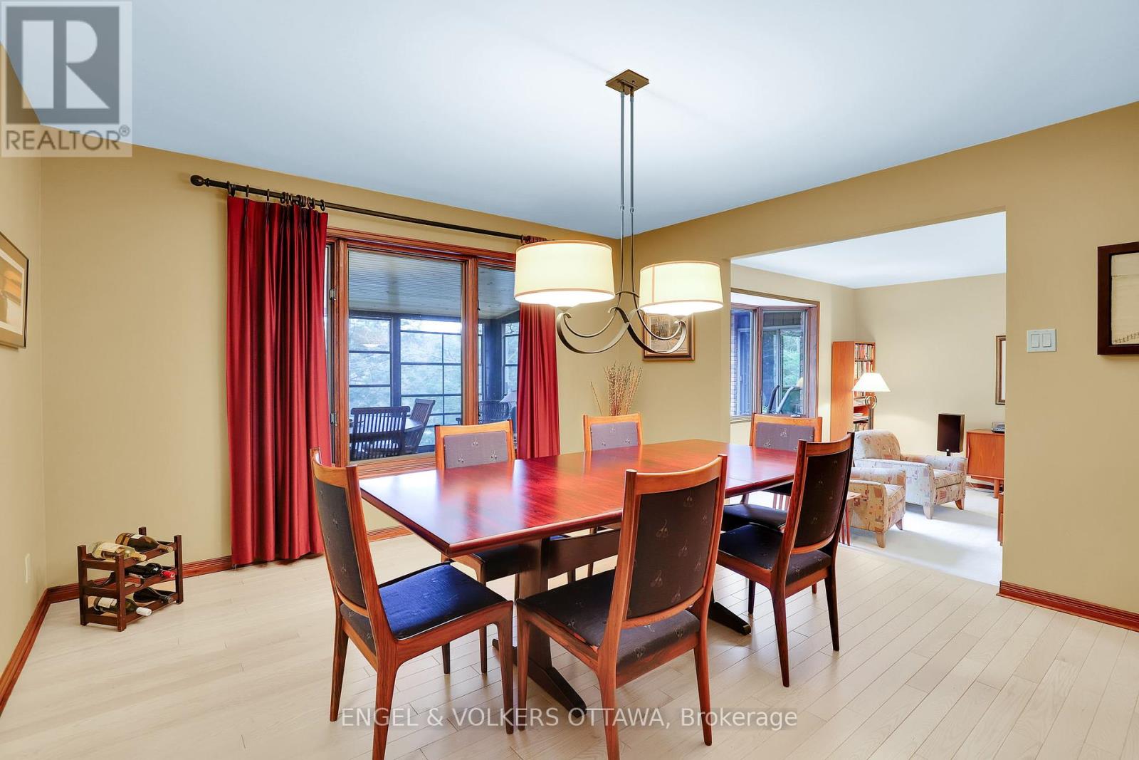 7 Deerfield Drive
