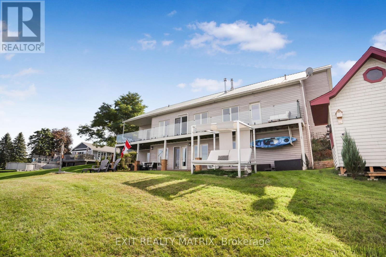 1624 Bay Road