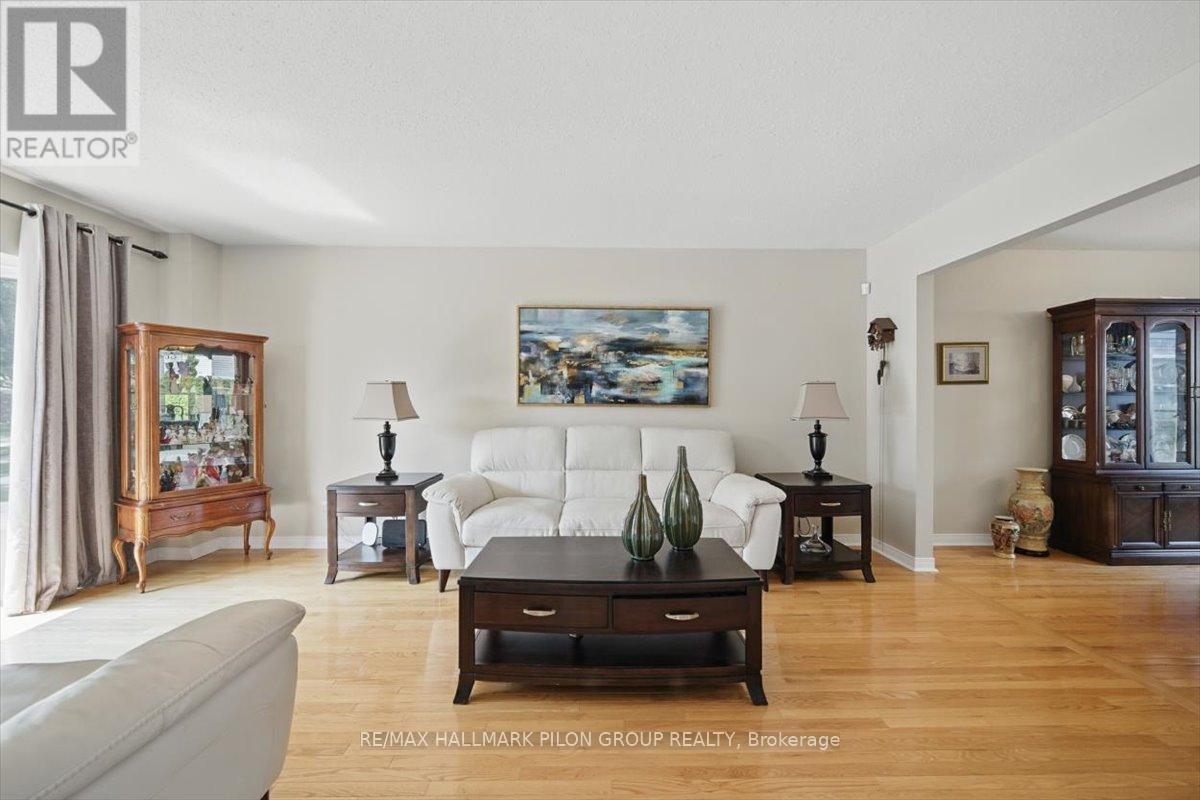 54 Fardon Way