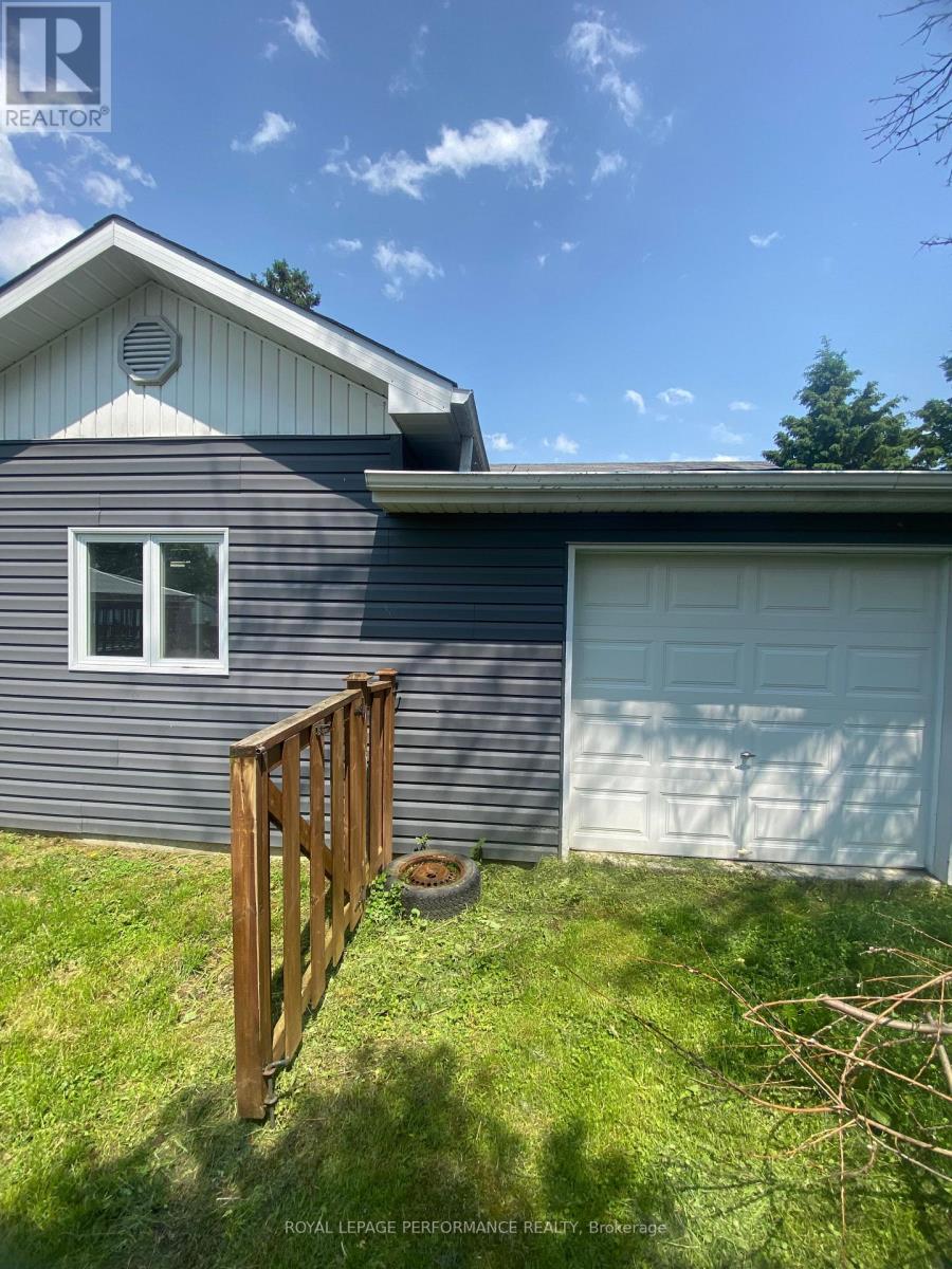 12332 County Rd 18