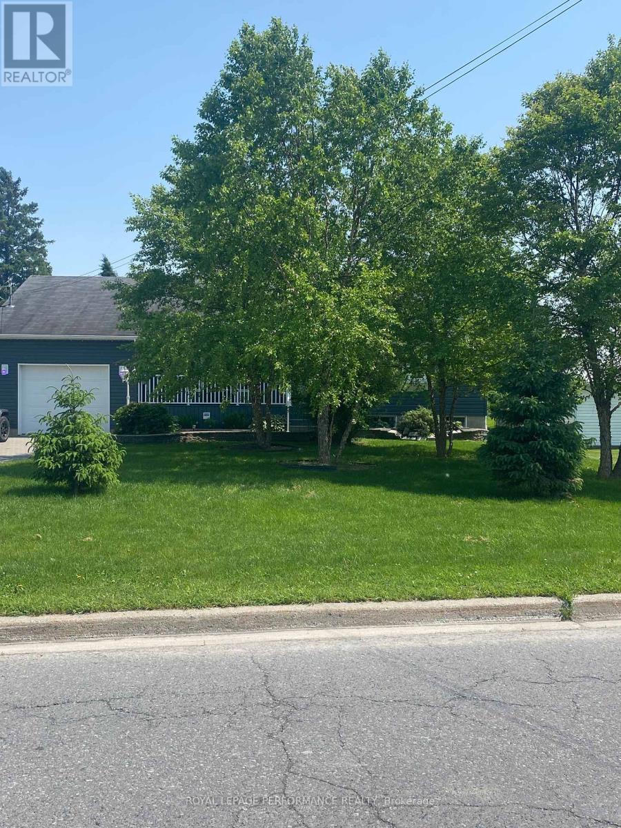12332 County Rd 18