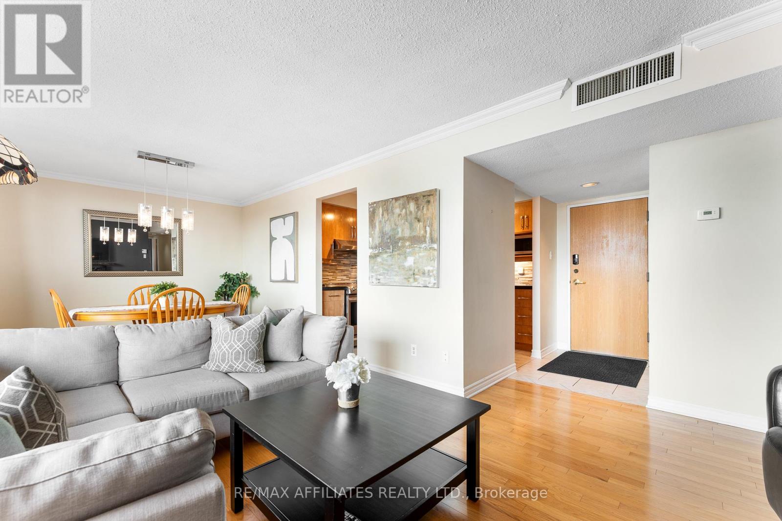 2301 - 470 Laurier Avenue W, Unit Ph