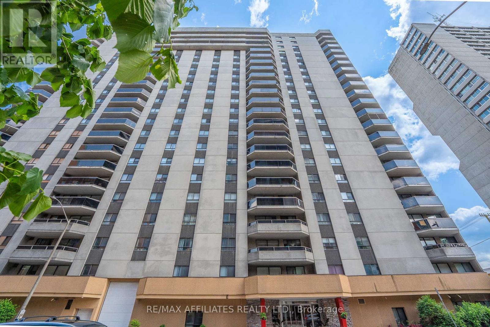2301 - 470 Laurier Avenue W, Unit Ph