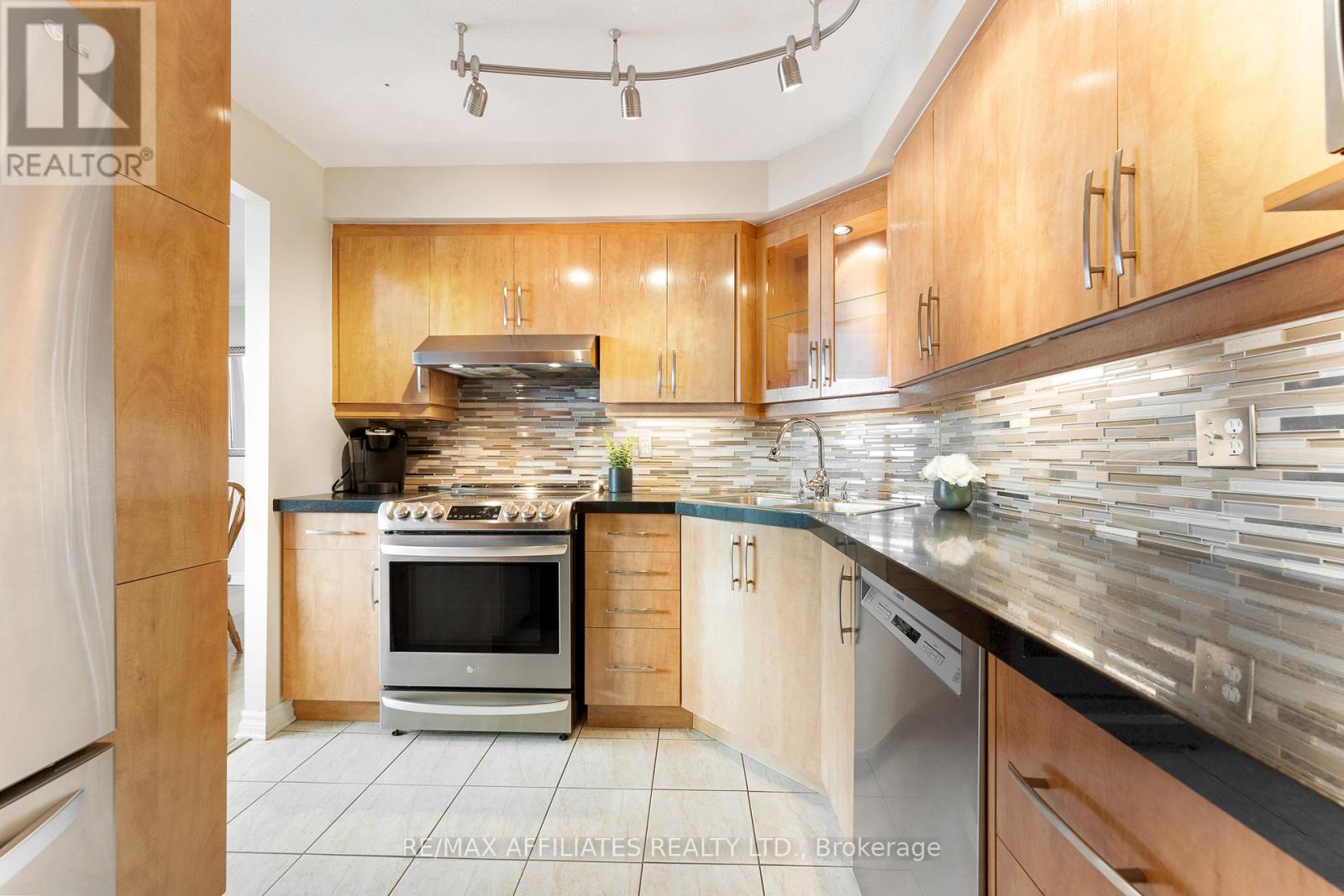 2301 - 470 Laurier Avenue W, Unit Ph