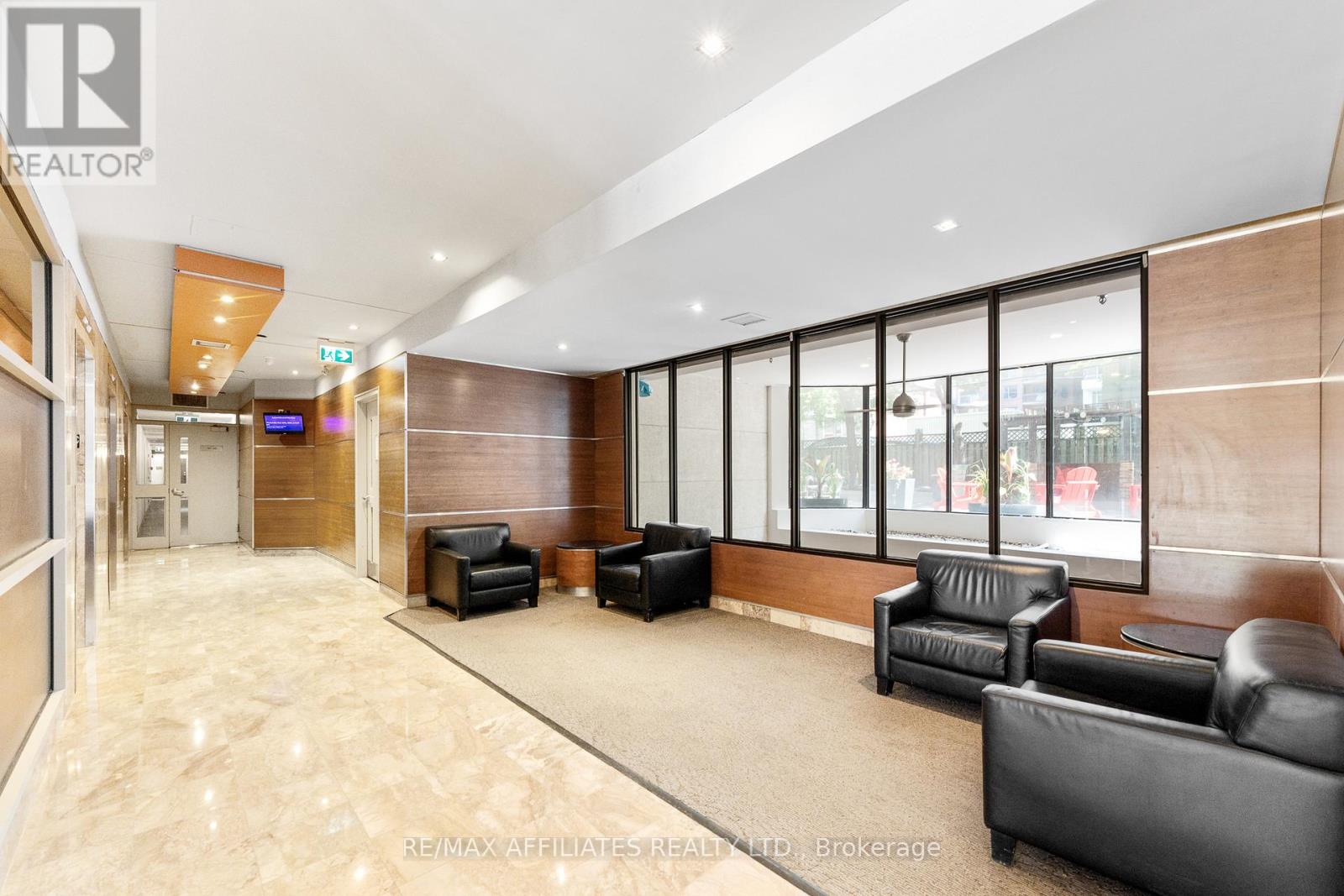 2301 - 470 Laurier Avenue W, Unit Ph