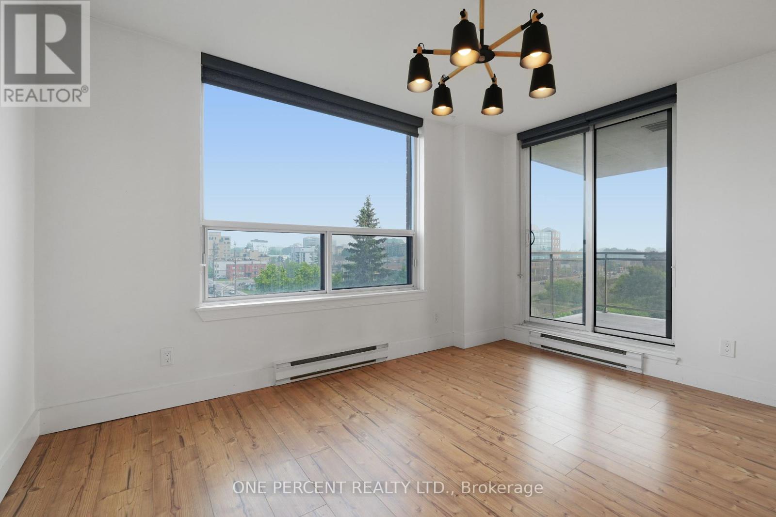 610 - 215 Parkdale Avenue