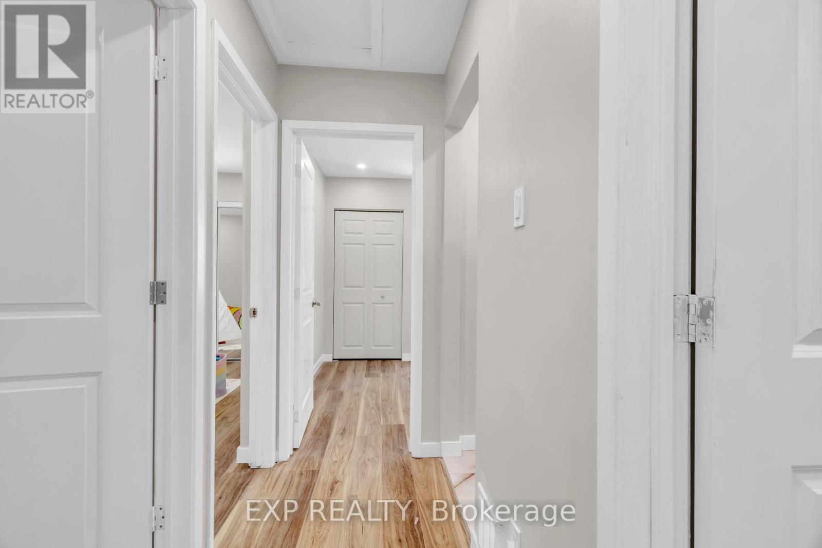 12 Bayside Private
