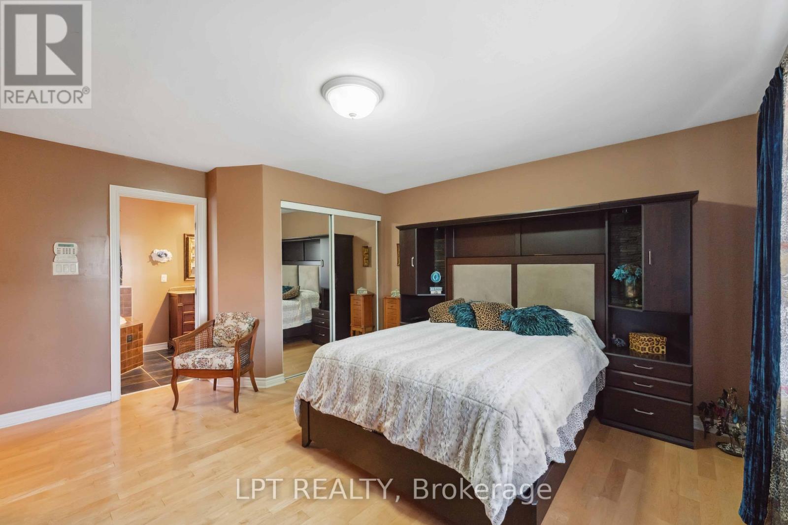 61 Fieldgate Drive