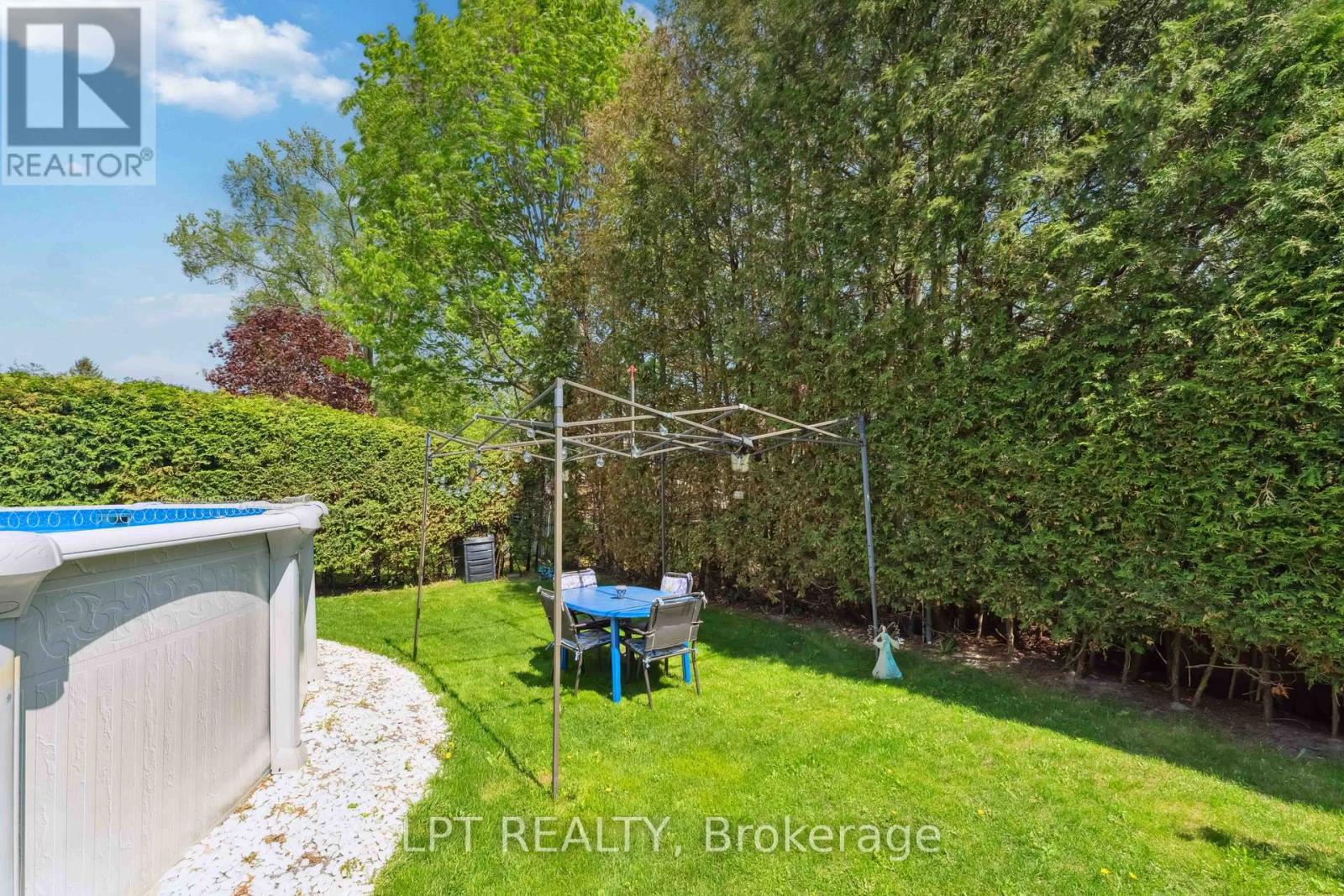 61 Fieldgate Drive