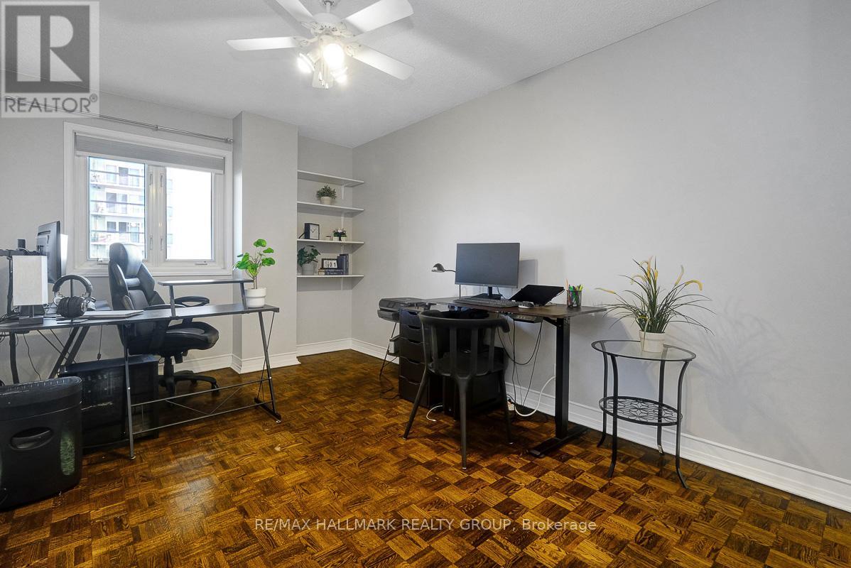 1005 - 158a Mcarthur Avenue