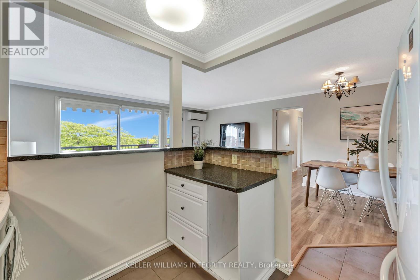 504 - 20 Chesterton Drive