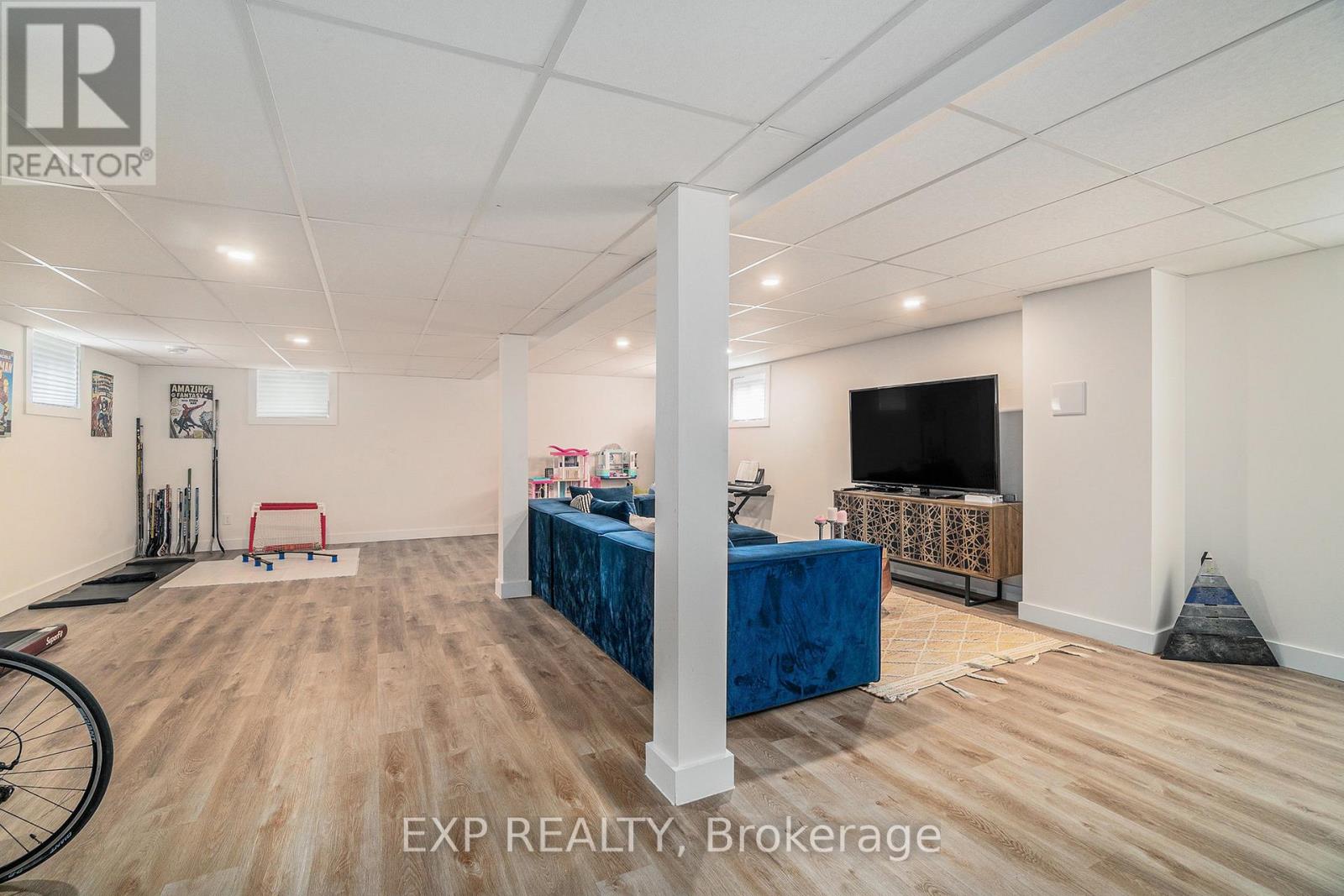 2462 Dunning Road