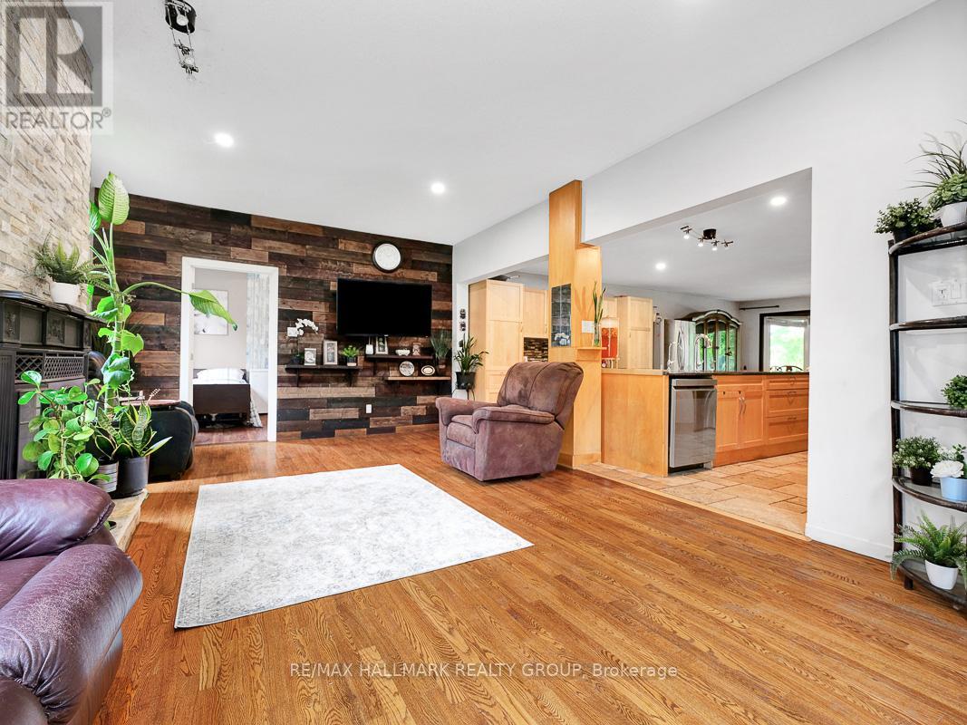 31 Hilliard Avenue