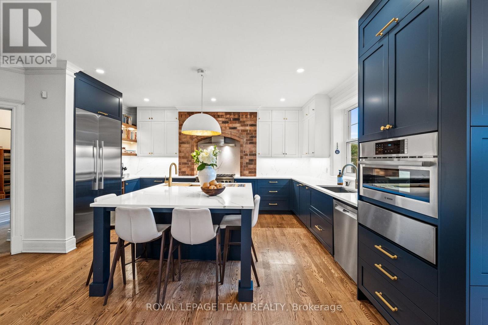 17 Craigmohr Court