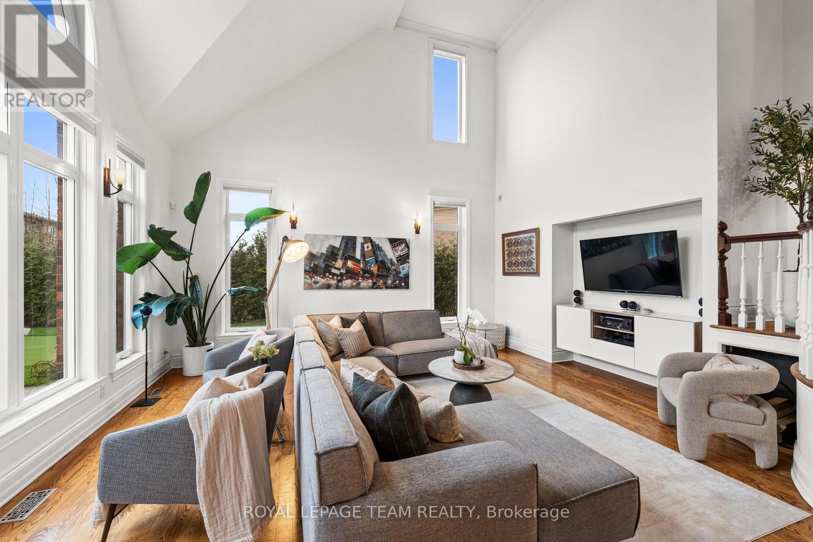 17 Craigmohr Court