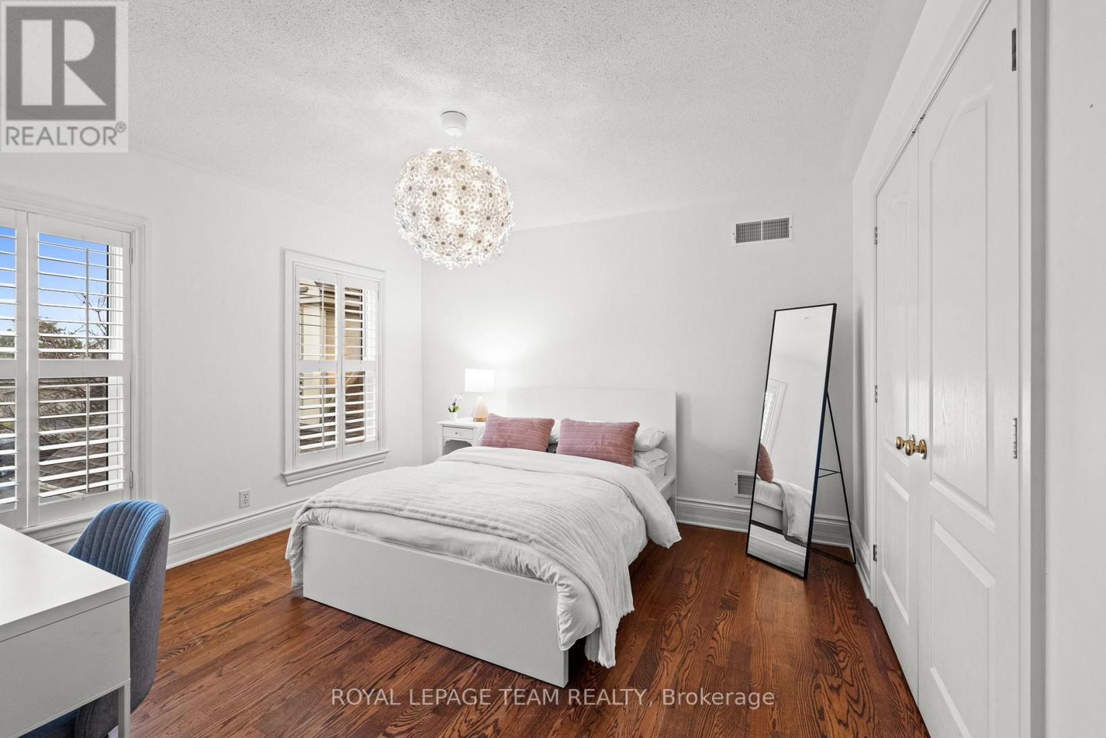 17 Craigmohr Court