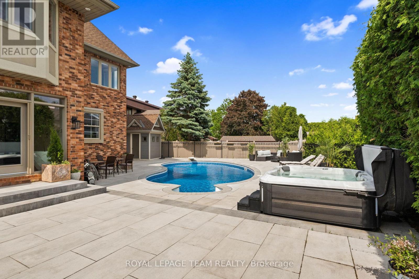 17 Craigmohr Court