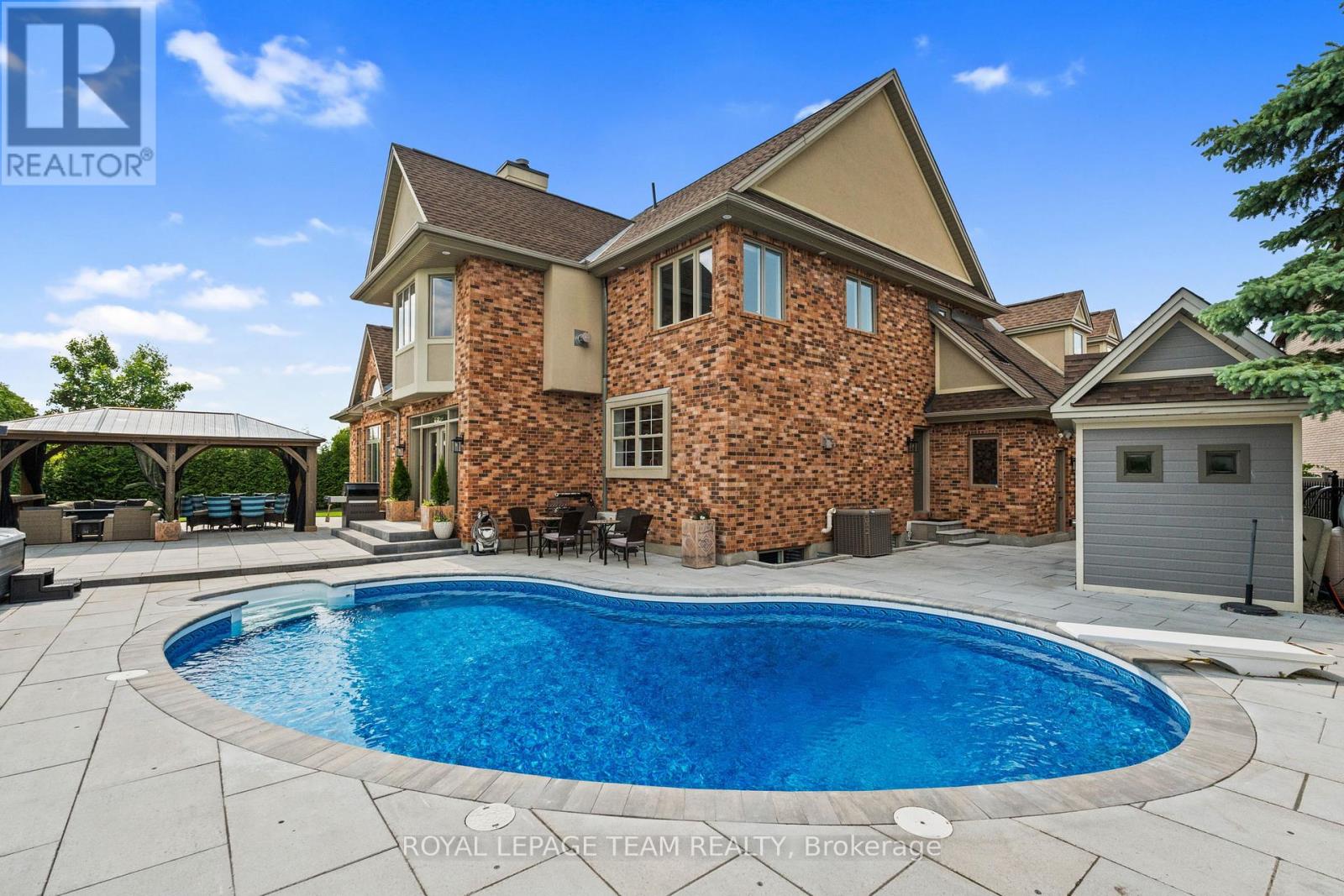 17 Craigmohr Court