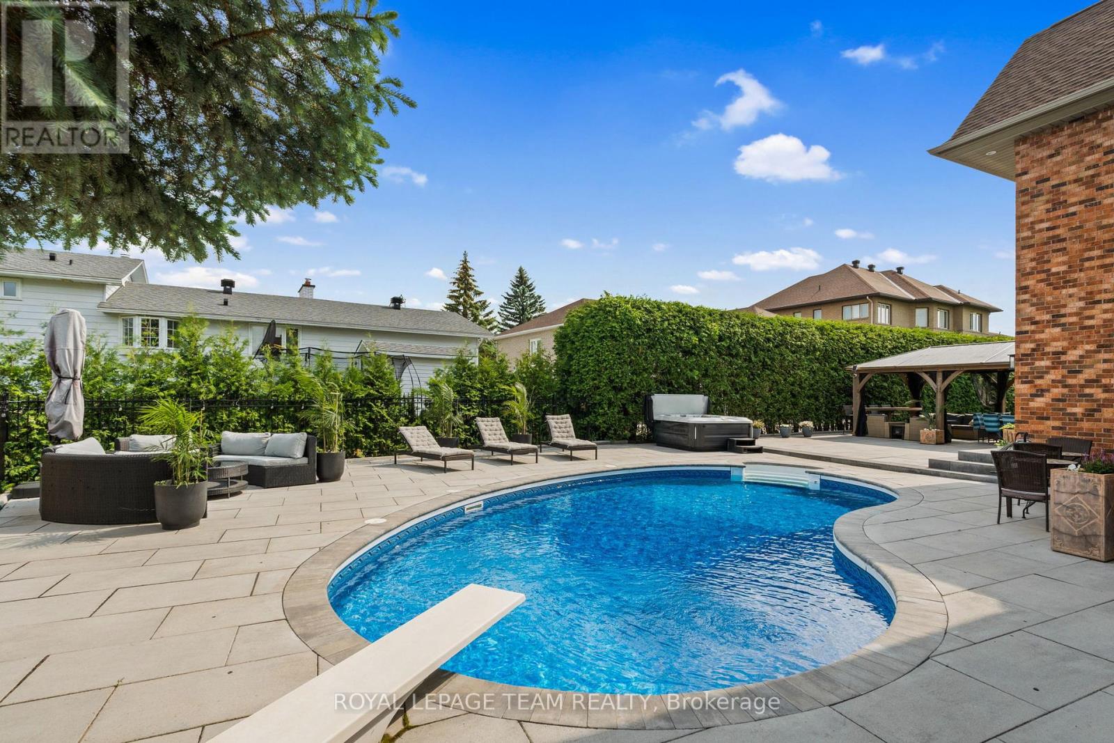 17 Craigmohr Court