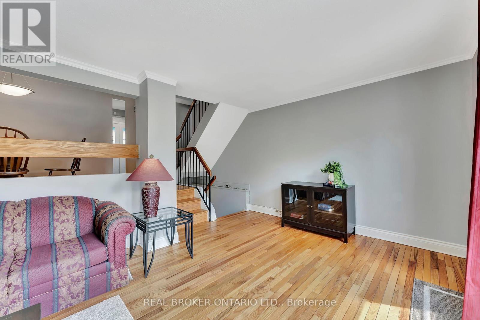 5 Tedwyn Drive