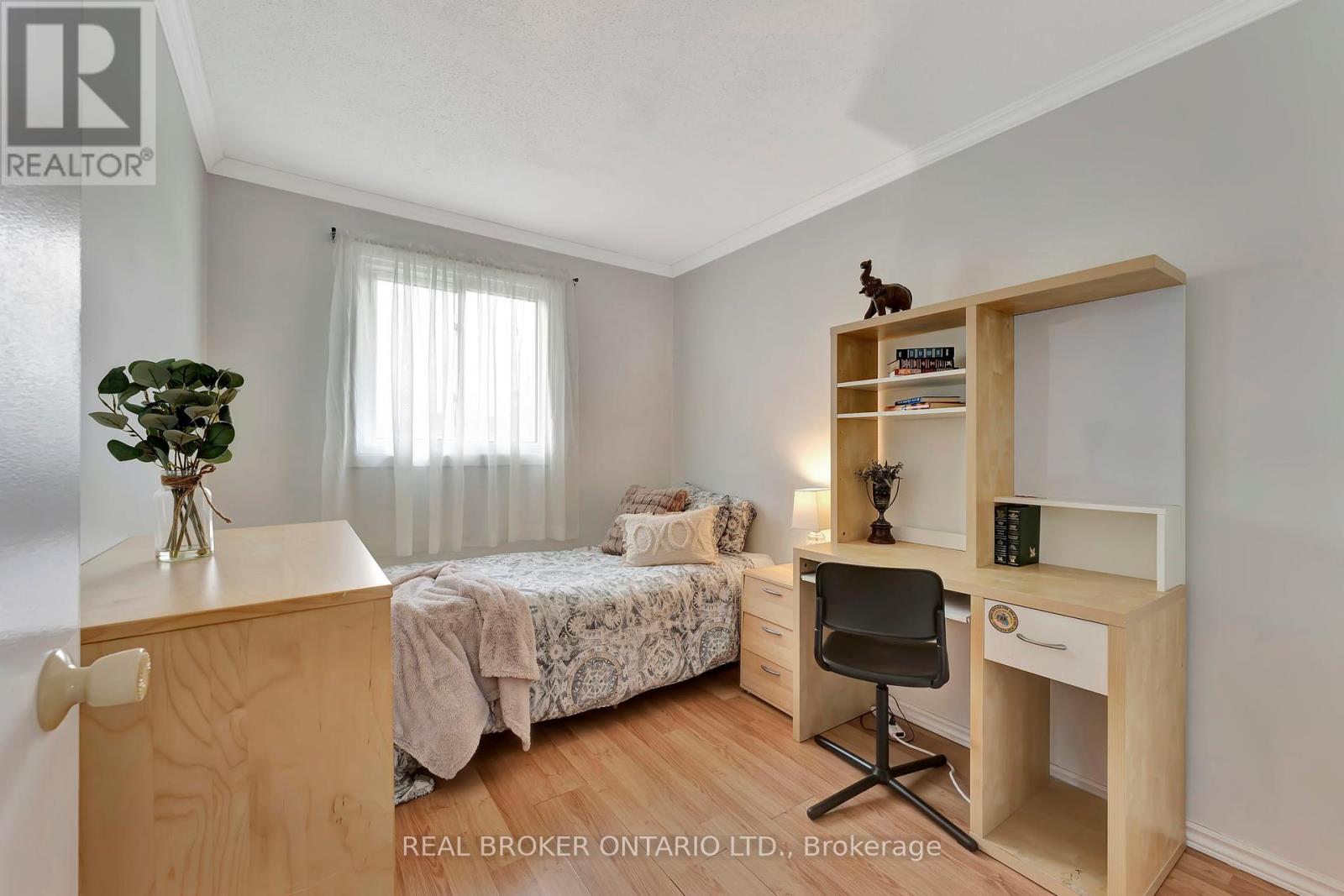 5 Tedwyn Drive