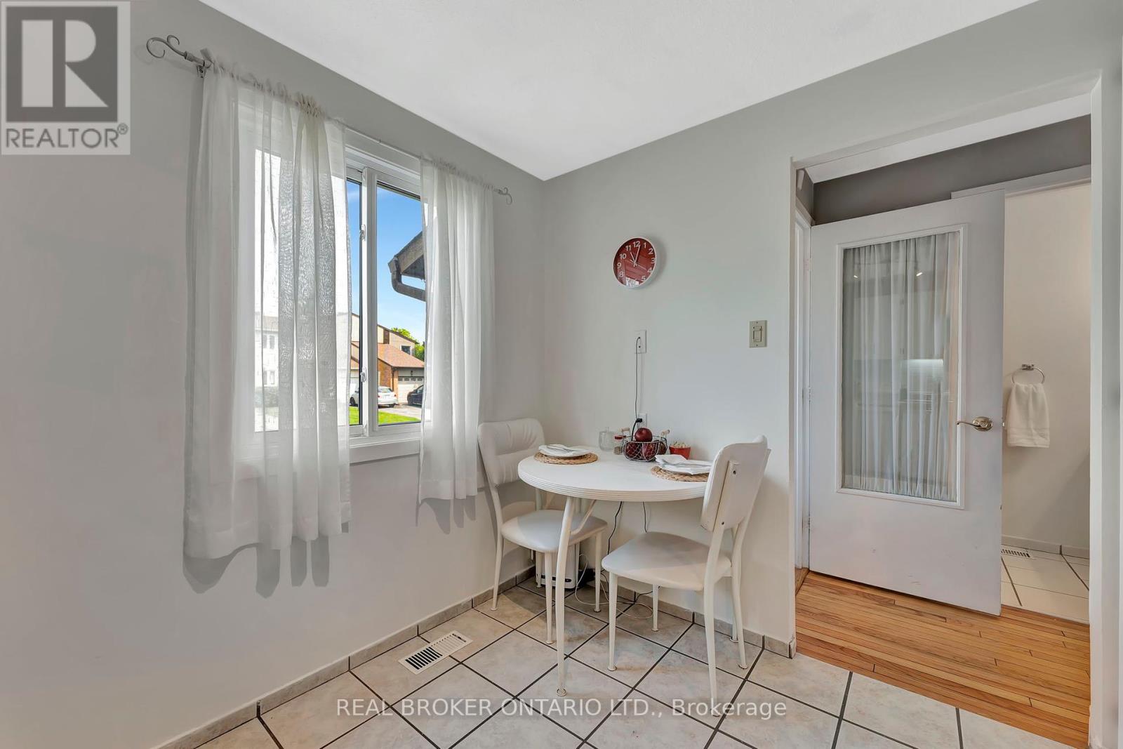 5 Tedwyn Drive